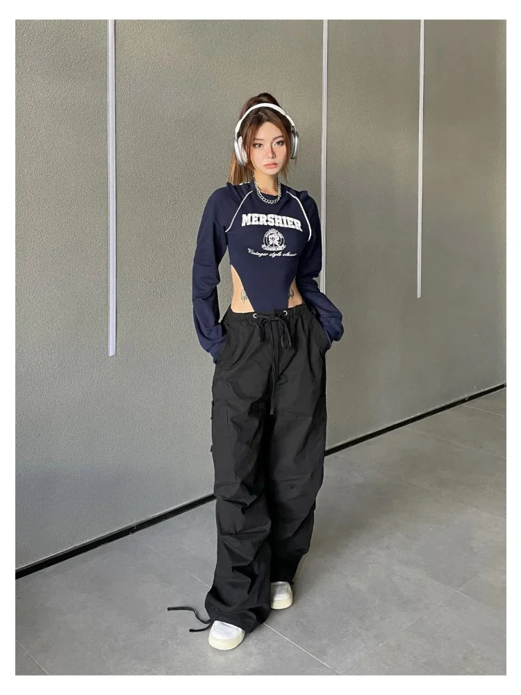 Effortlessly Elegant Pants with a Timeless Design