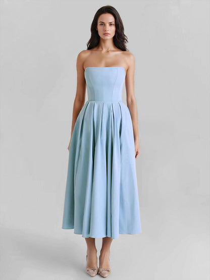 Well Tailored Dress with a Graceful Silhouette