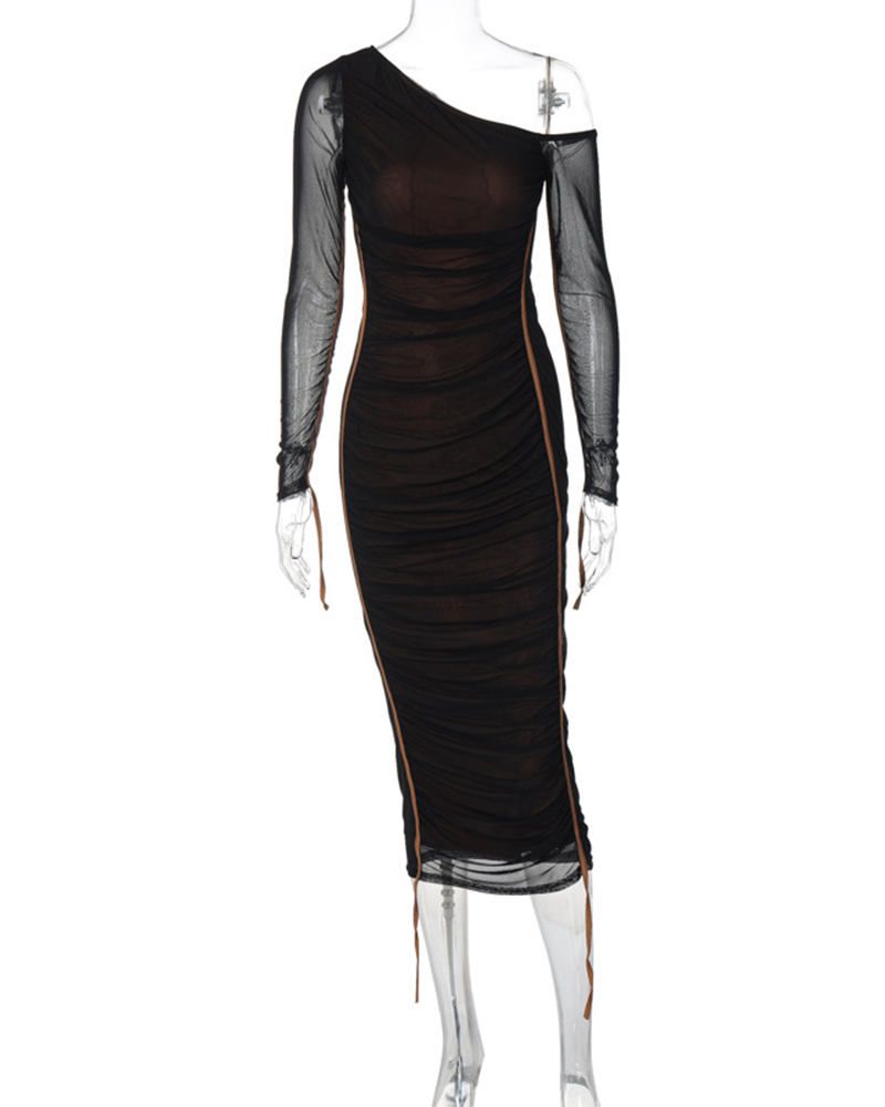 Polished Dress with an Effortless Classic Look
