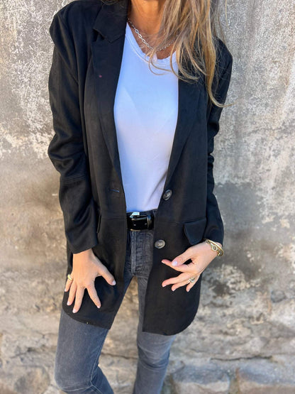 Effortlessly Elegant Cardigan with a Timeless Design