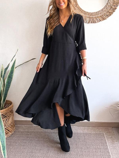 Effortlessly Elegant Dress with a Timeless Design