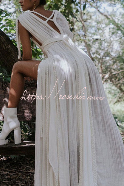 A Vintage Style Dress with Delicate Timeless Details