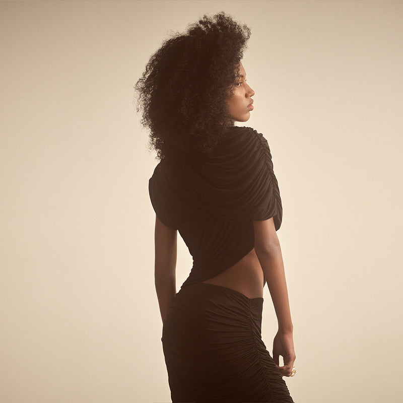 Effortlessly Elegant Top with a Timeless Design
