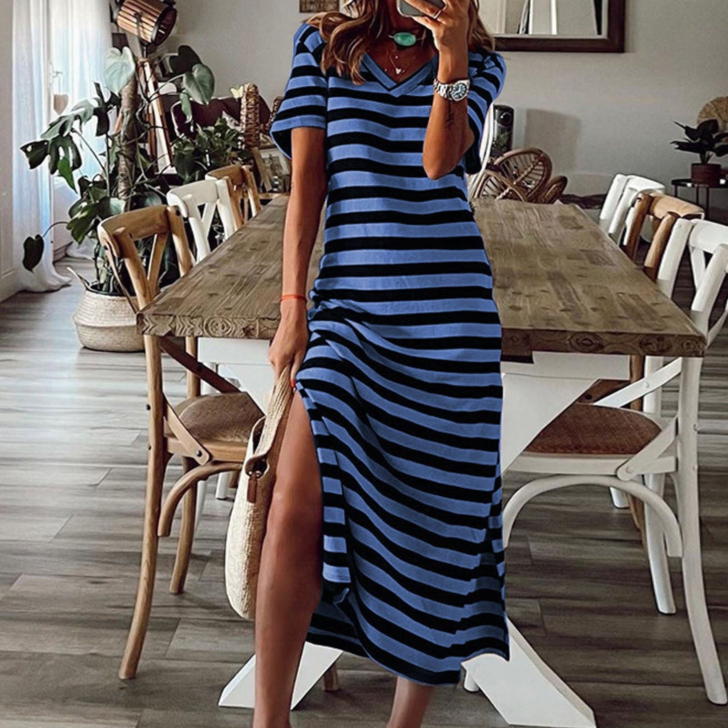 Sophisticated Dress with a Clean Classic Look