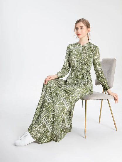 Polished Dress with an Effortless Classic Look
