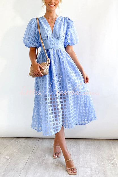 Classic Vintage & Enduringly Stylish Dress