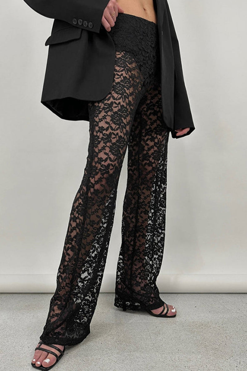 Well Tailored Pants with a Graceful Silhouette