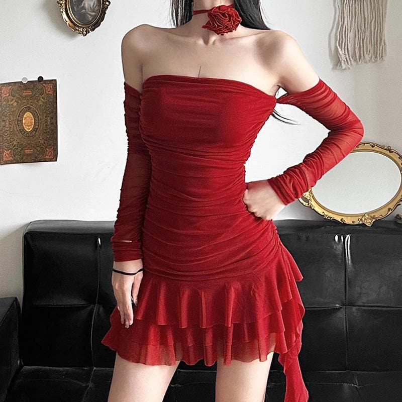 Effortlessly Elegant Dress with a Timeless Design