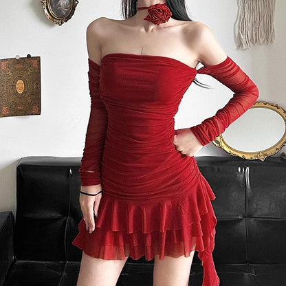 Effortlessly Elegant Dress with a Timeless Design