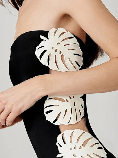 Effortlessly Elegant Garment with a Timeless Design