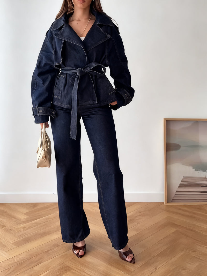 Elegantly Styled Jacket for Everyday Wear