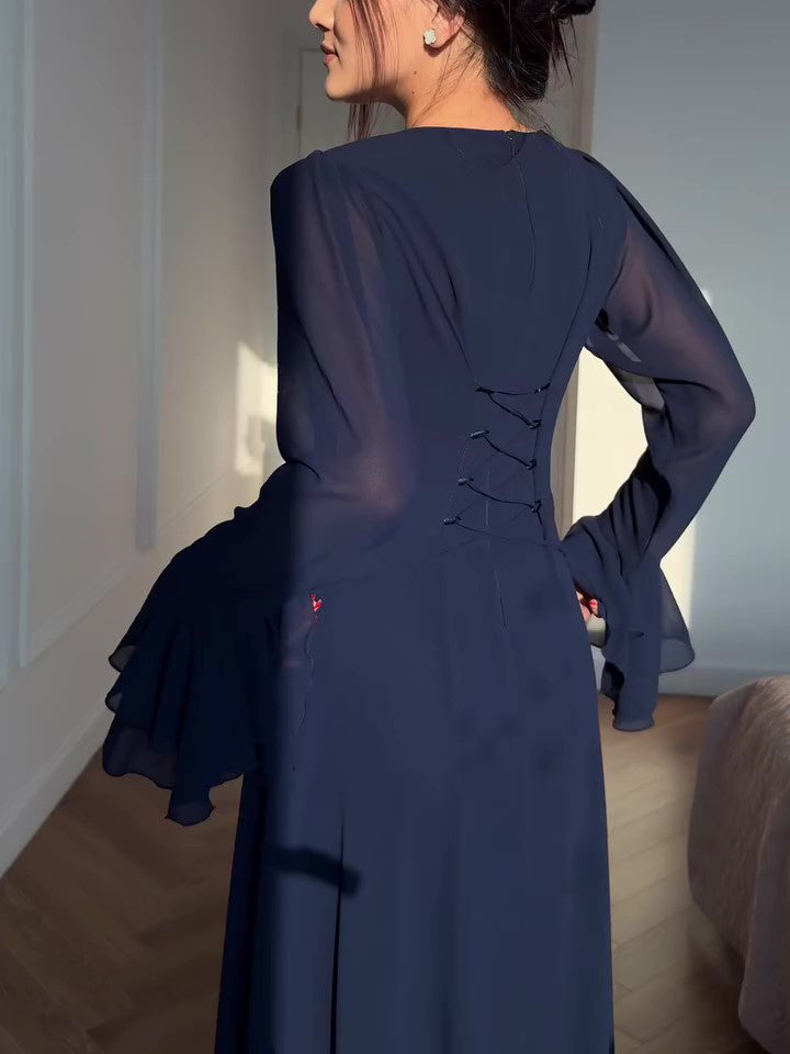 Sophisticated Dress with a Clean Classic Look