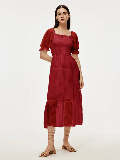 Beautifully Finished Dress in a Timeless Design