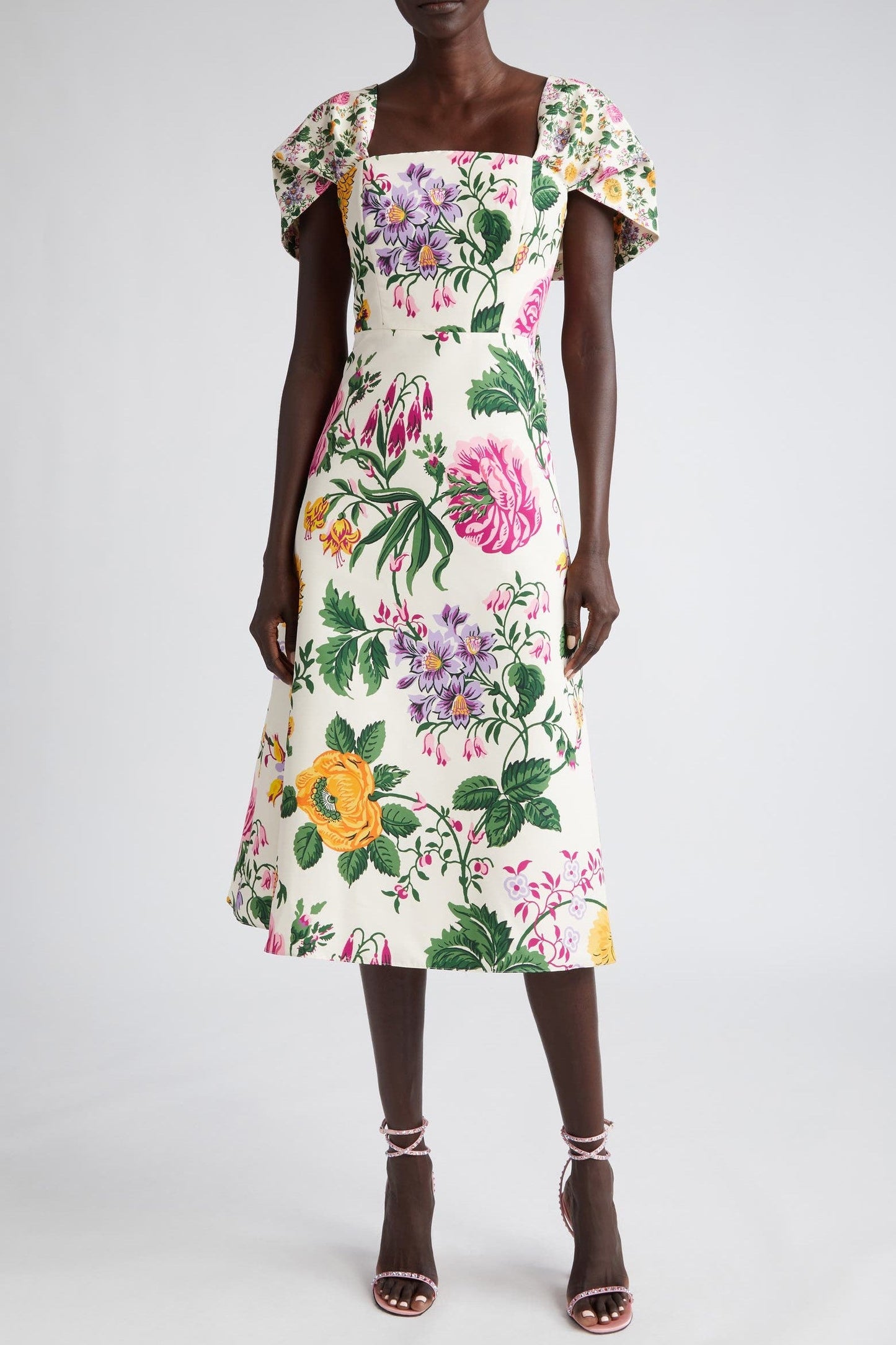Sophisticated Dress with a Clean Classic Look