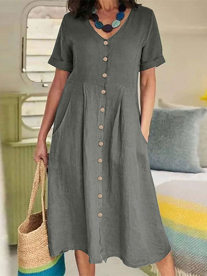 Well Tailored Dress with a Graceful Silhouette