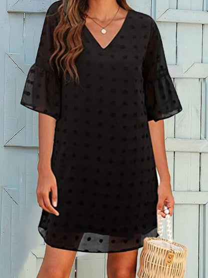 Beautifully Crafted Dress in a Classic Style
