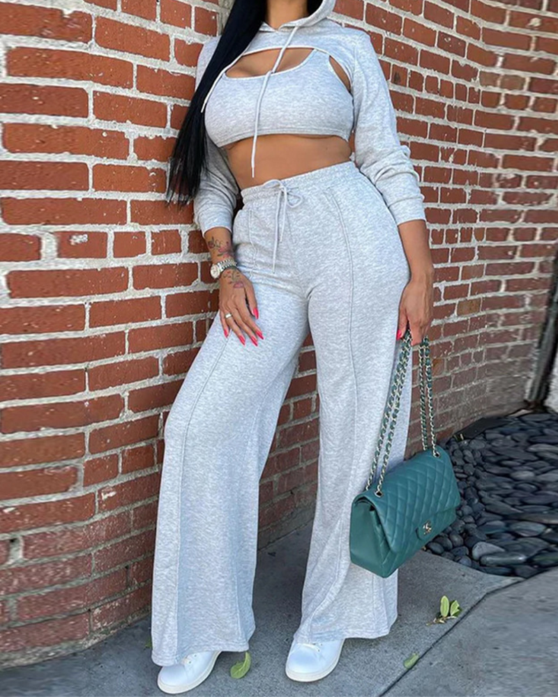 Elegantly Styled Trousers for Everyday Wear