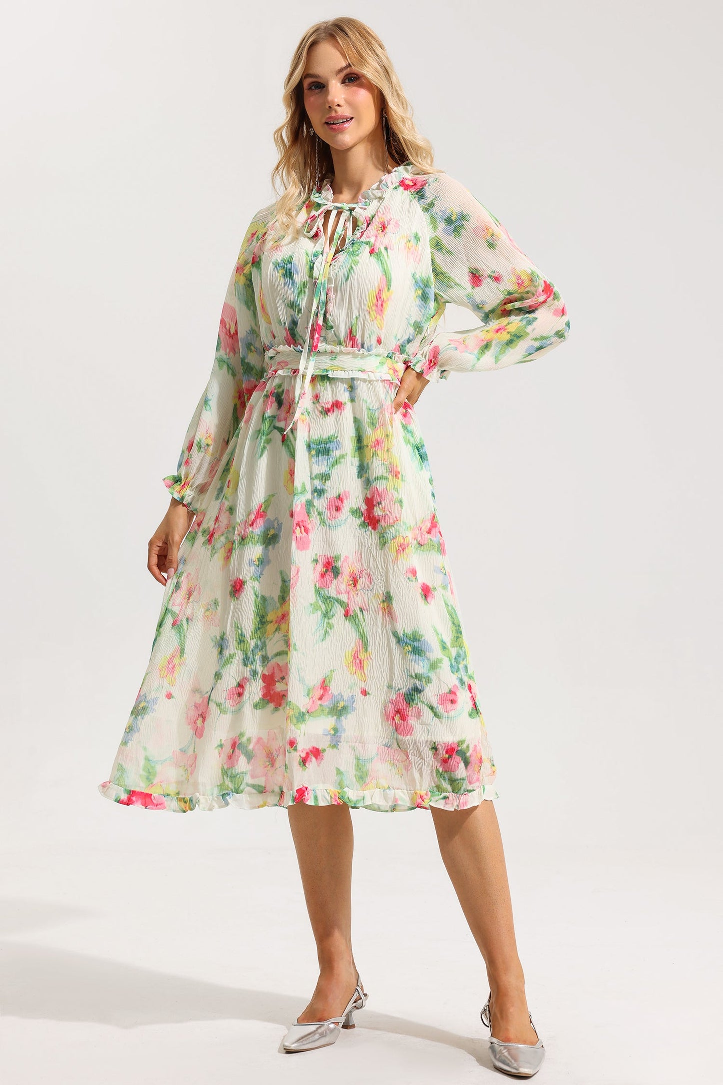 Sophisticated Dress with a Clean Classic Look