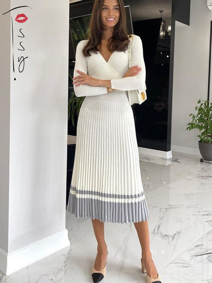 Beautifully Crafted Dress in a Classic Style