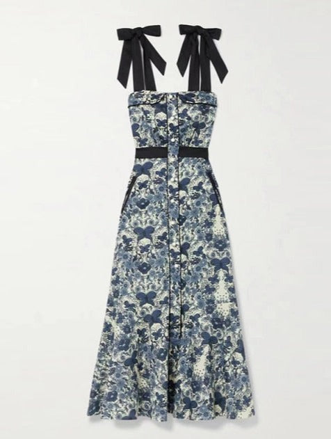 A Vintage Style Dress with Delicate Timeless Details