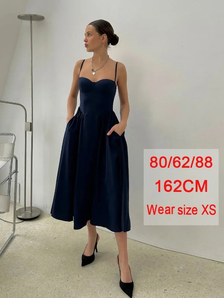 Sophisticated Dress with a Clean Classic Look