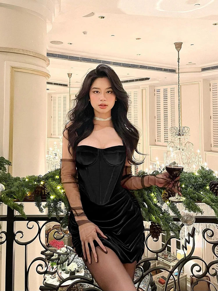 Sophisticated Dress with a Clean Classic Look
