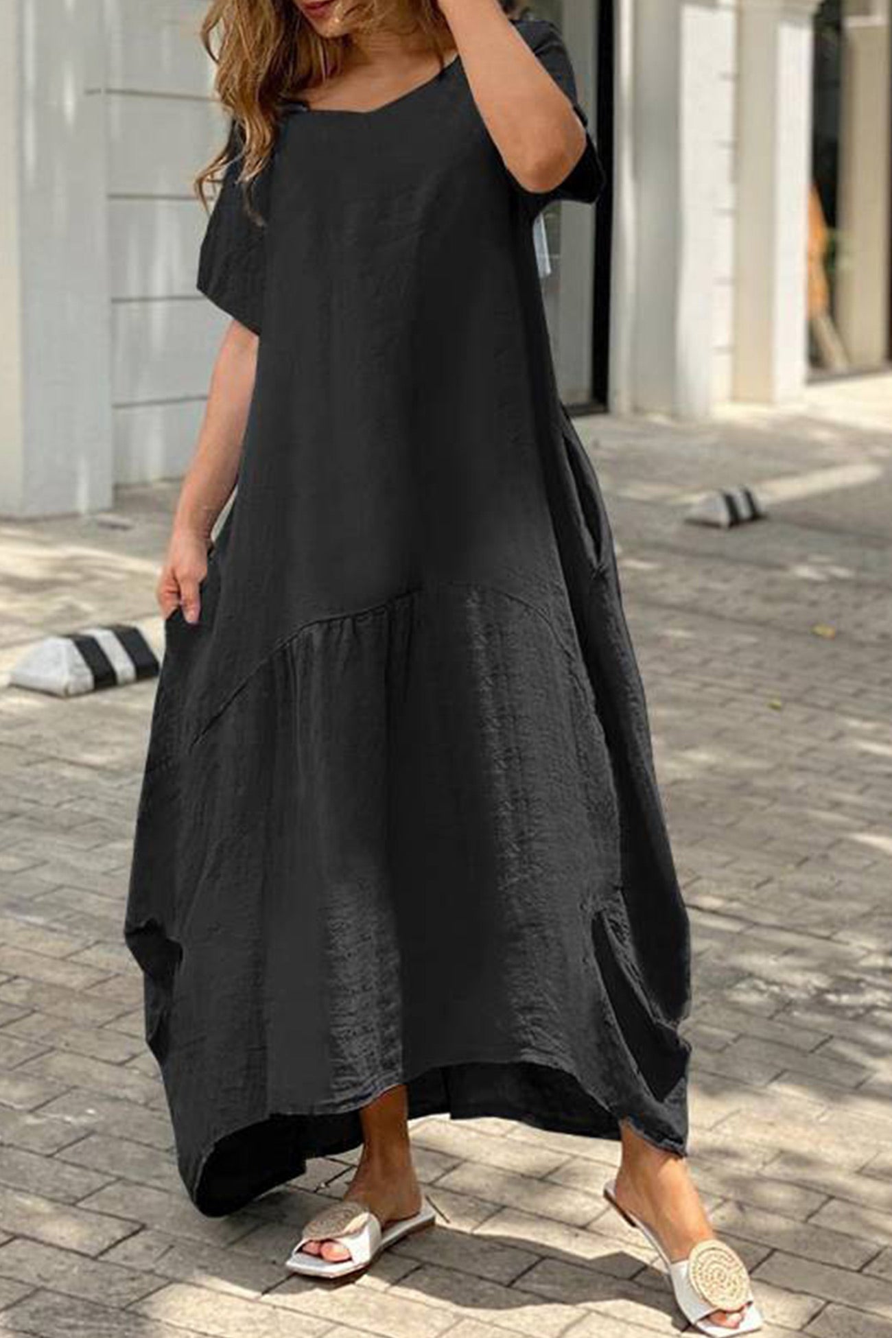 Gracefully Styled Dress for Any Occasion