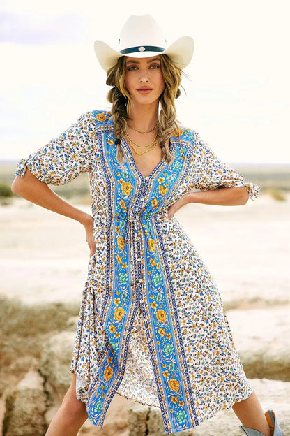 Beautifully Finished Dress in a Timeless Design