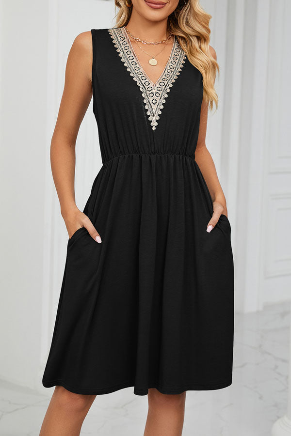 Sophisticated Dress with a Clean Classic Look
