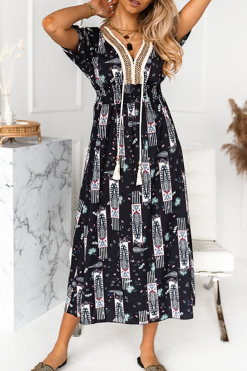 Gracefully Styled Dress for Any Occasion