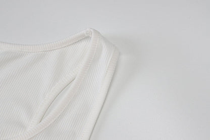 Well Tailored Garment with a Graceful Silhouette