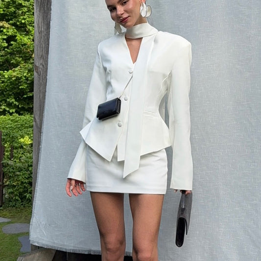 Gracefully Styled Jacket for Any Occasion