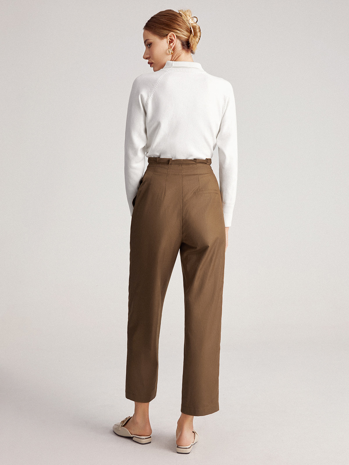 Sophisticated Dress with a Clean Classic Look