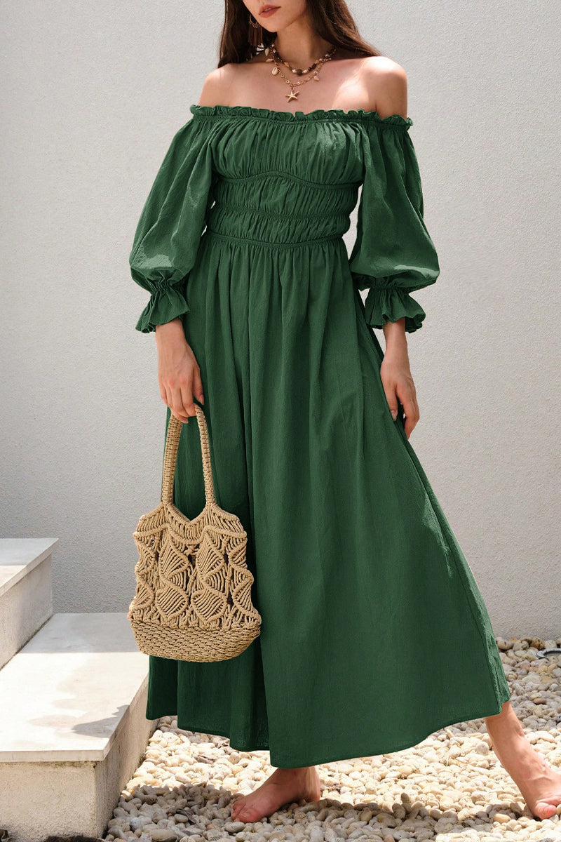 Well Tailored Dress with a Graceful Silhouette