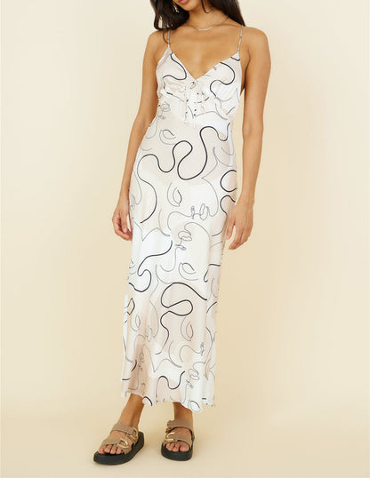 Elegantly Styled Dress for Everyday Wear