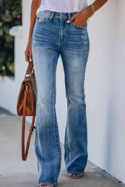 Effortlessly Elegant Trousers with a Timeless Design