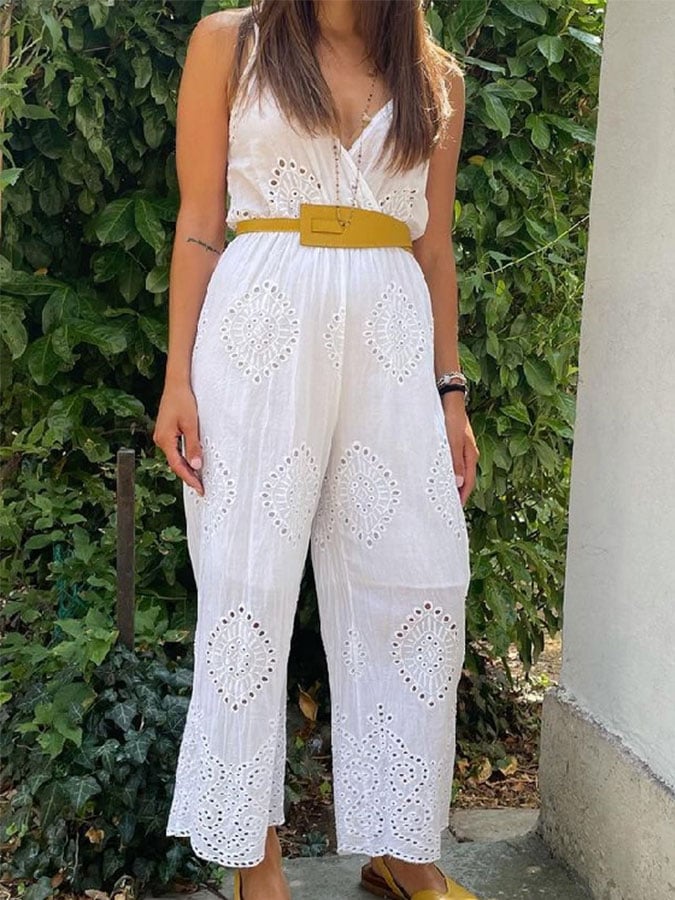 Gracefully Styled Garment for Any Occasion