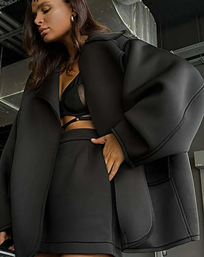 Effortlessly Elegant Garment with a Timeless Design
