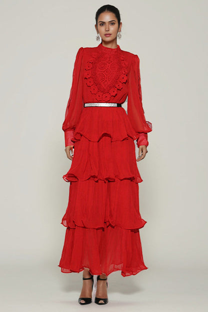 Beautifully Crafted Dress in a Classic Style