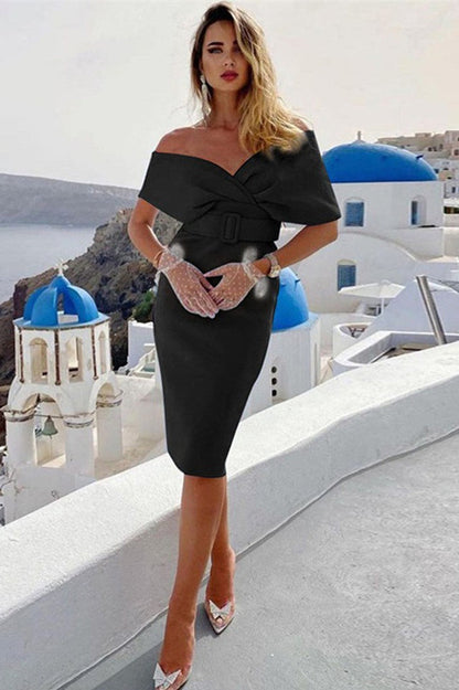 Gracefully Styled Dress for Any Occasion