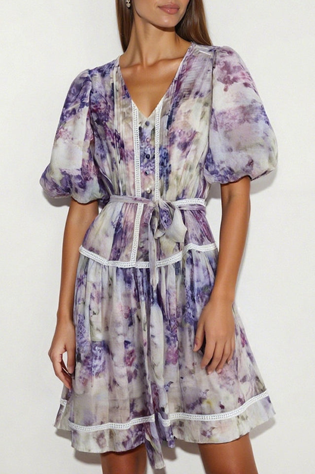Beautifully Crafted Dress in a Classic Style