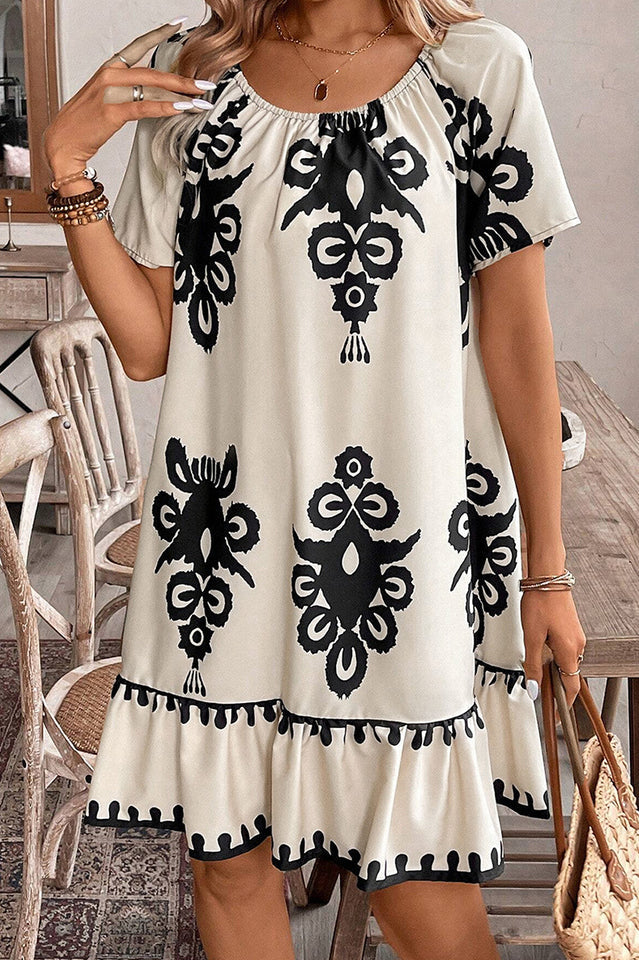 Effortlessly Elegant Dress with a Timeless Design