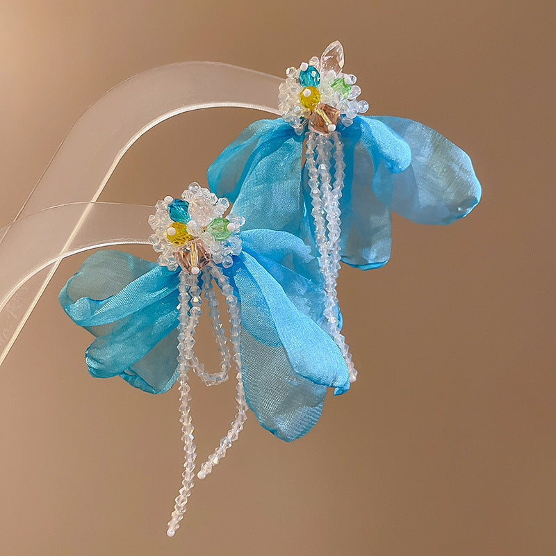 Beautiful Silver Earring with Unique Style