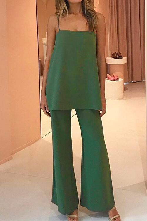 Sophisticated Pants with a Clean Classic Look