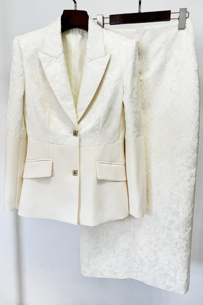 Classic Vintage Garment with a Flattering Fit