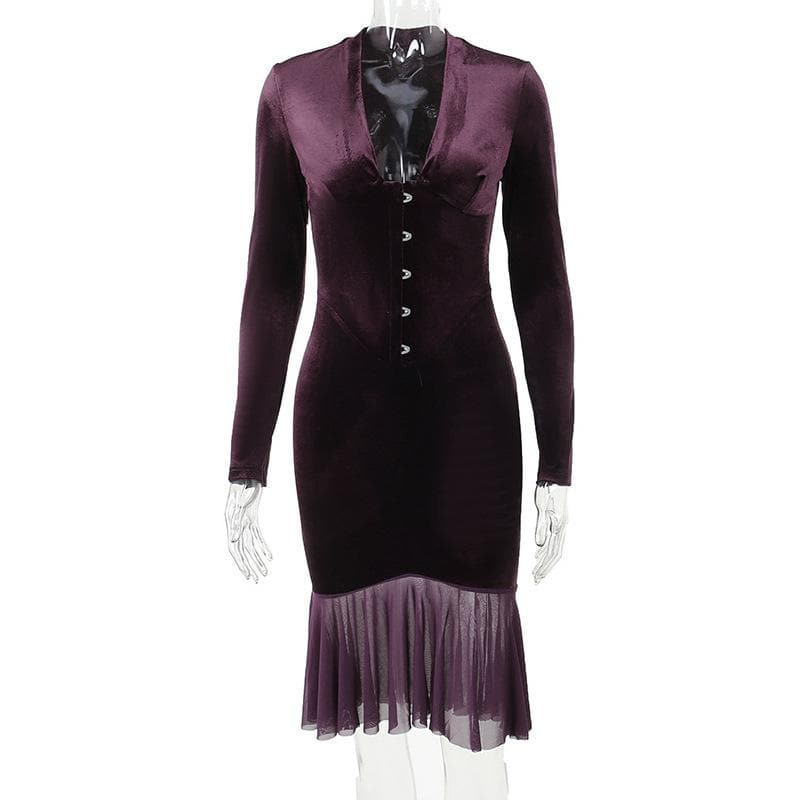 Classic Vintage Dress with a Flattering Fit