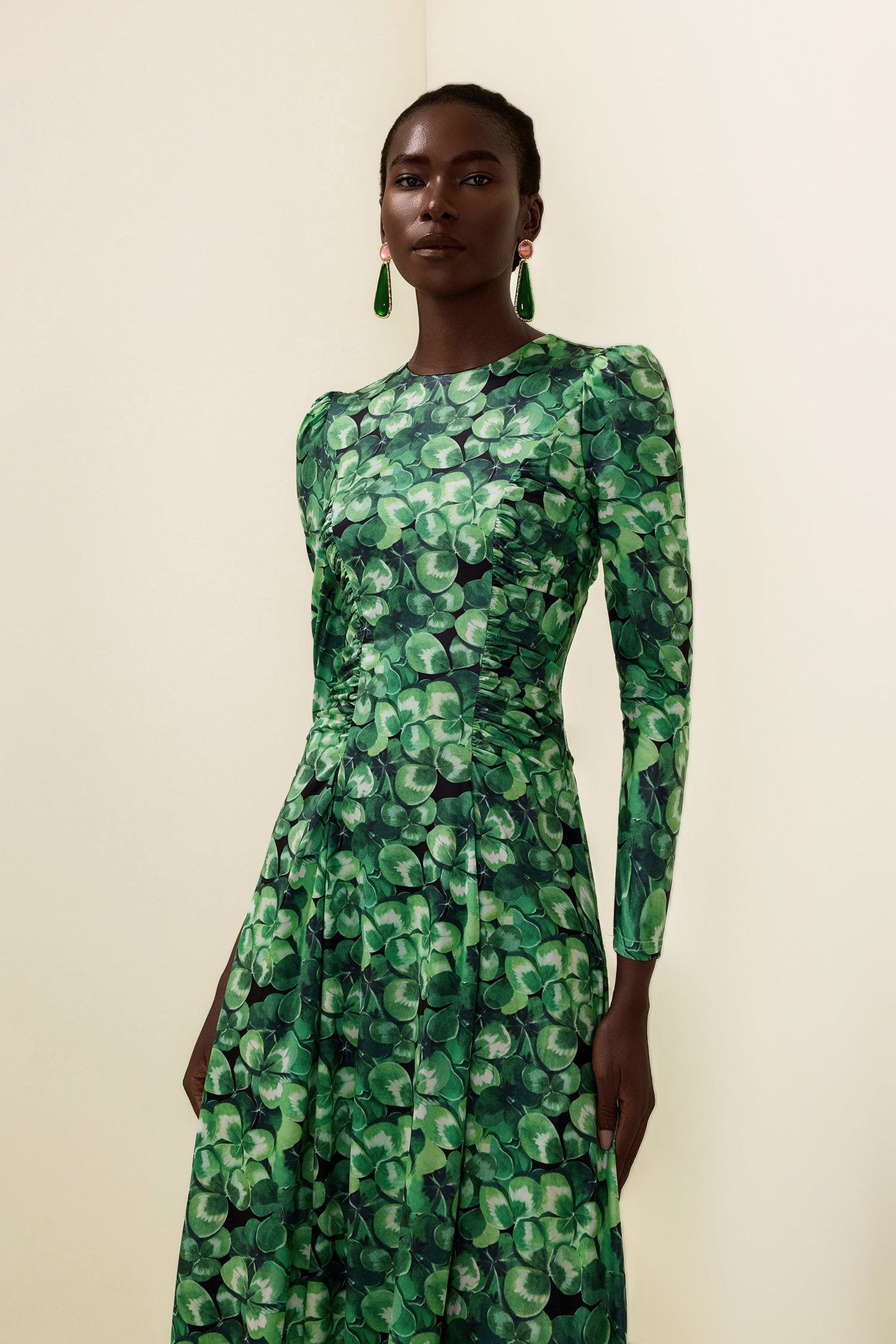 Polished Dress with an Effortless Classic Look