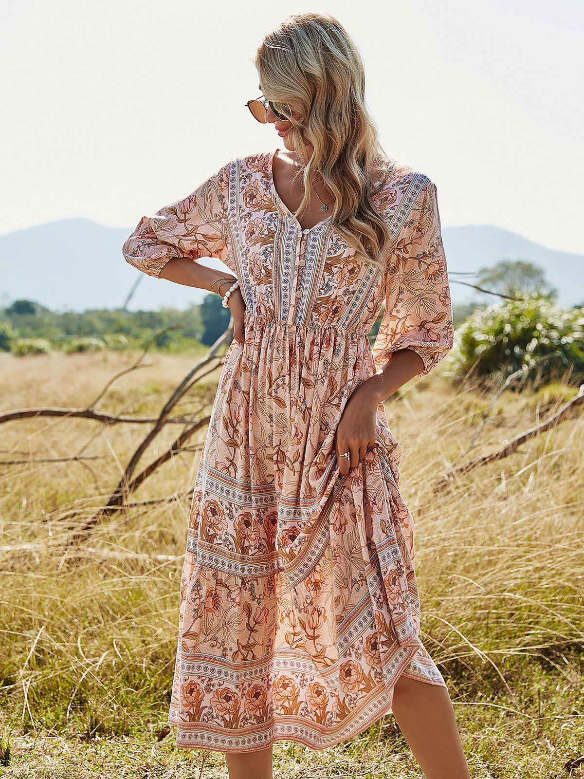 Sophisticated Dress with a Clean Classic Look