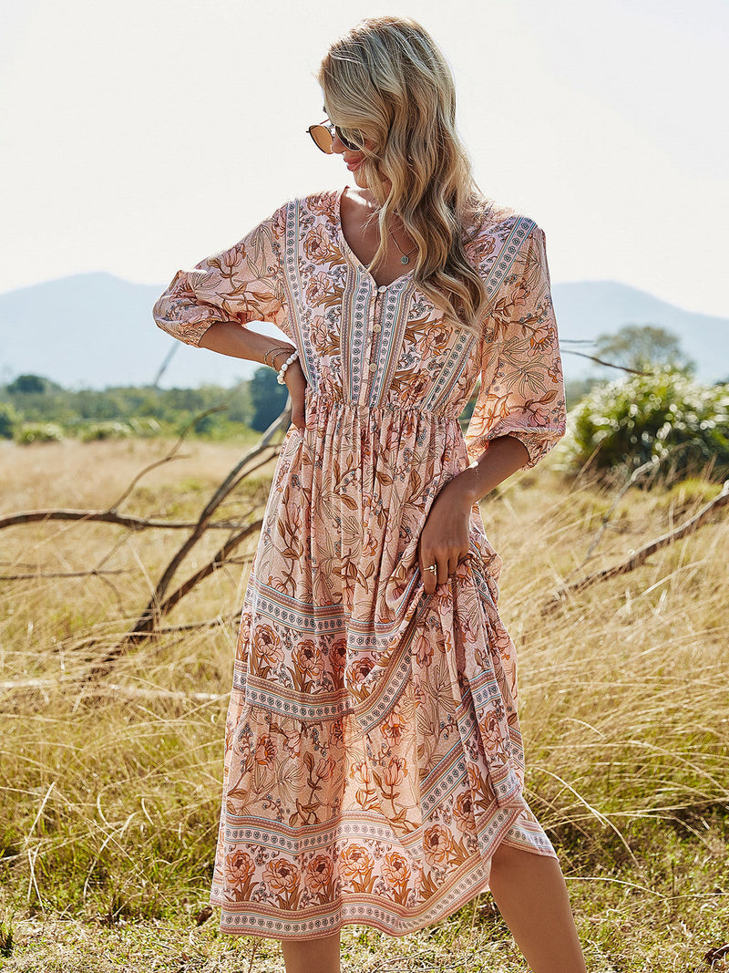 Sophisticated Dress with a Clean Classic Look