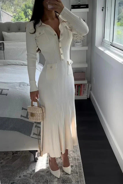 Classic Vintage Dress with a Flattering Fit
